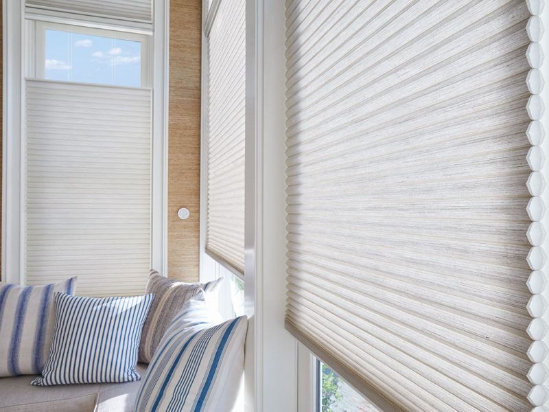 Hunter Douglas cellular honeycomb duette blinds